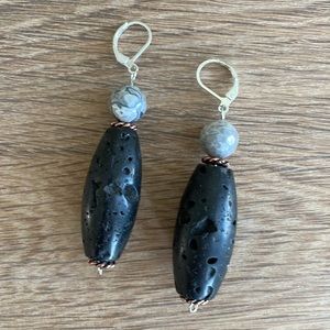 HAND CRAFTED EARRINGS Blackstone Gray Agate Copper Silver